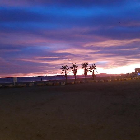 Sunset Beach Santa Pola Bagian luar foto